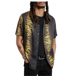 John Varvatos Danny zebra camp shirt, button down short sleeves Size Small NWT